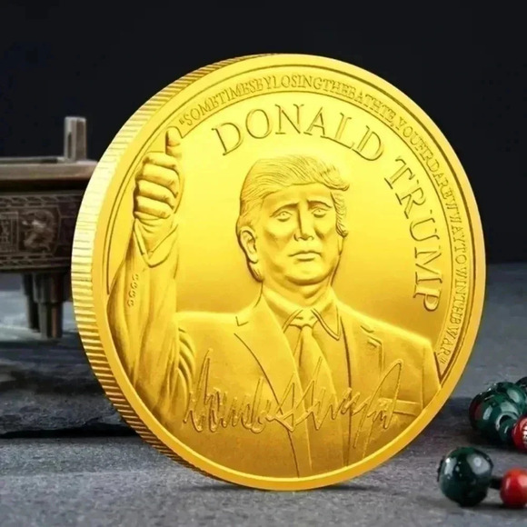 Donald Trump President Gold Coin - Picture 1 of 2